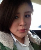 露宝贝美女图