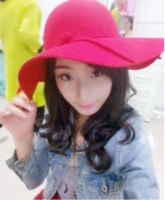 徐露美女图