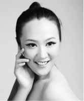 辰瑜美女图