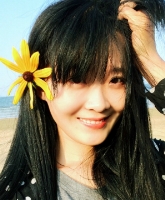 九月美女图