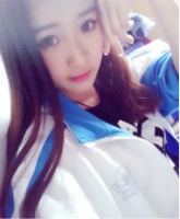 李玥萱美女图