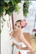 丁西美女图