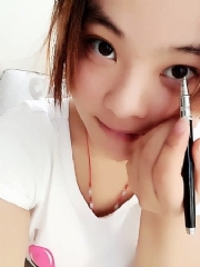 耳朵美女图