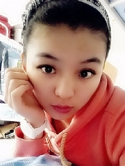 小勹芘气美女图