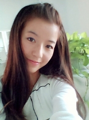 张雨菲美女图